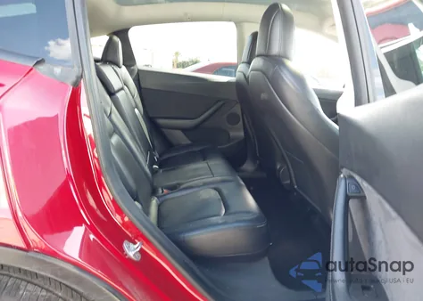 2021 Tesla Model Y Long Range Dual Motor All-Wheel Drive z USA, uszkodzony, nr VIN 5YJYGDEE8MF253665